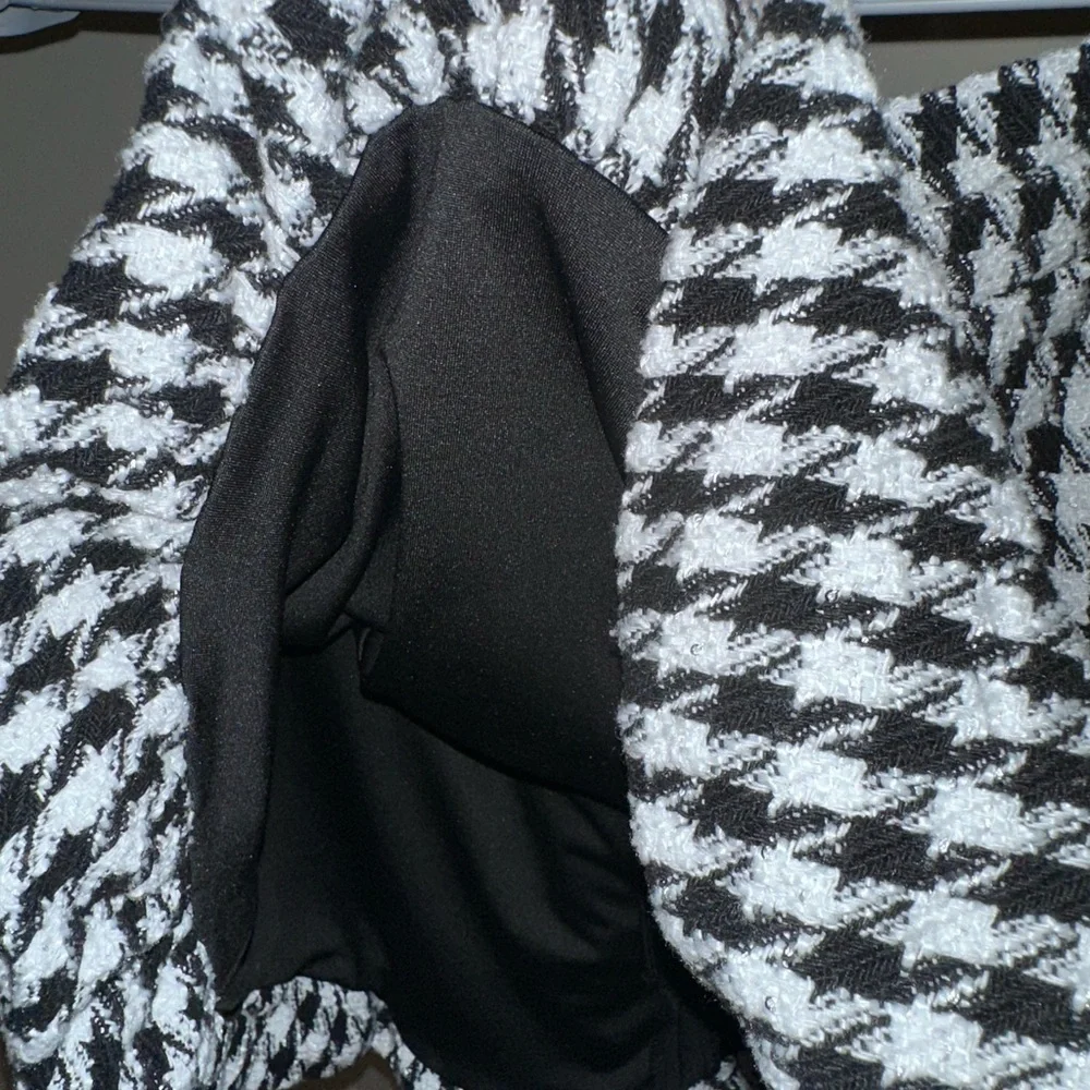 RNWY Black and White Skirt - Picture 5 of 7